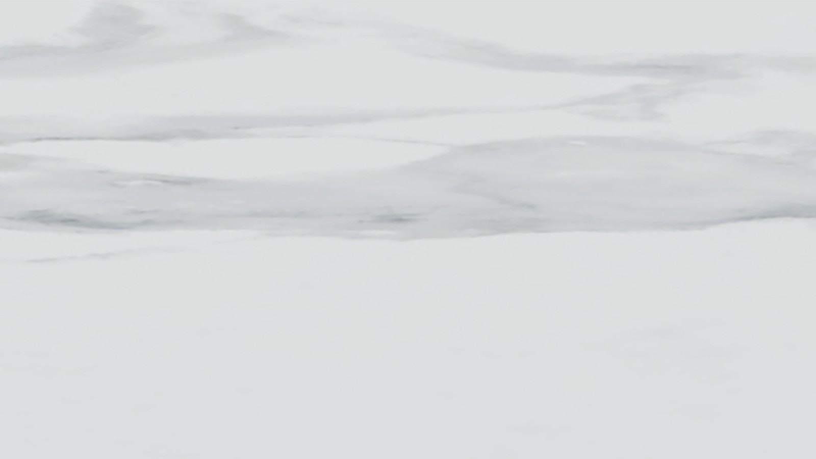 Spalva: Balto marmuro akmens dirbiniai