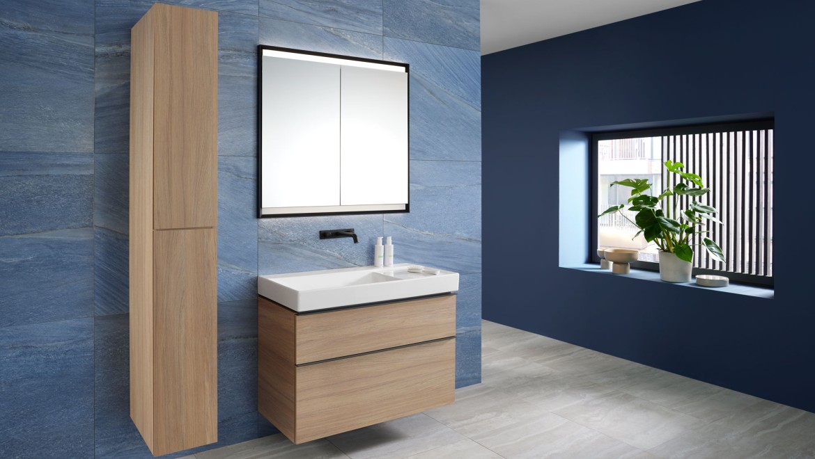 Mix & Match Geberit ONE praustuvas su Geberit iCon baldiniu gaminiu ir aukšta spintele Mix & Match Geberit ONE praustuvas su Geberit iCon baldiniu gaminiu ir aukšta spintele