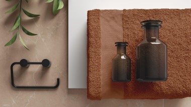 Madingos Peach Fuzz spalvos vonios kambarys su Geberit AquaClean Alba unitazu su bidė