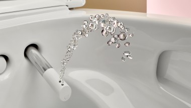 Geberit AquaClean WC puodas su apiplovimo funkcija ir vandens purkštuku