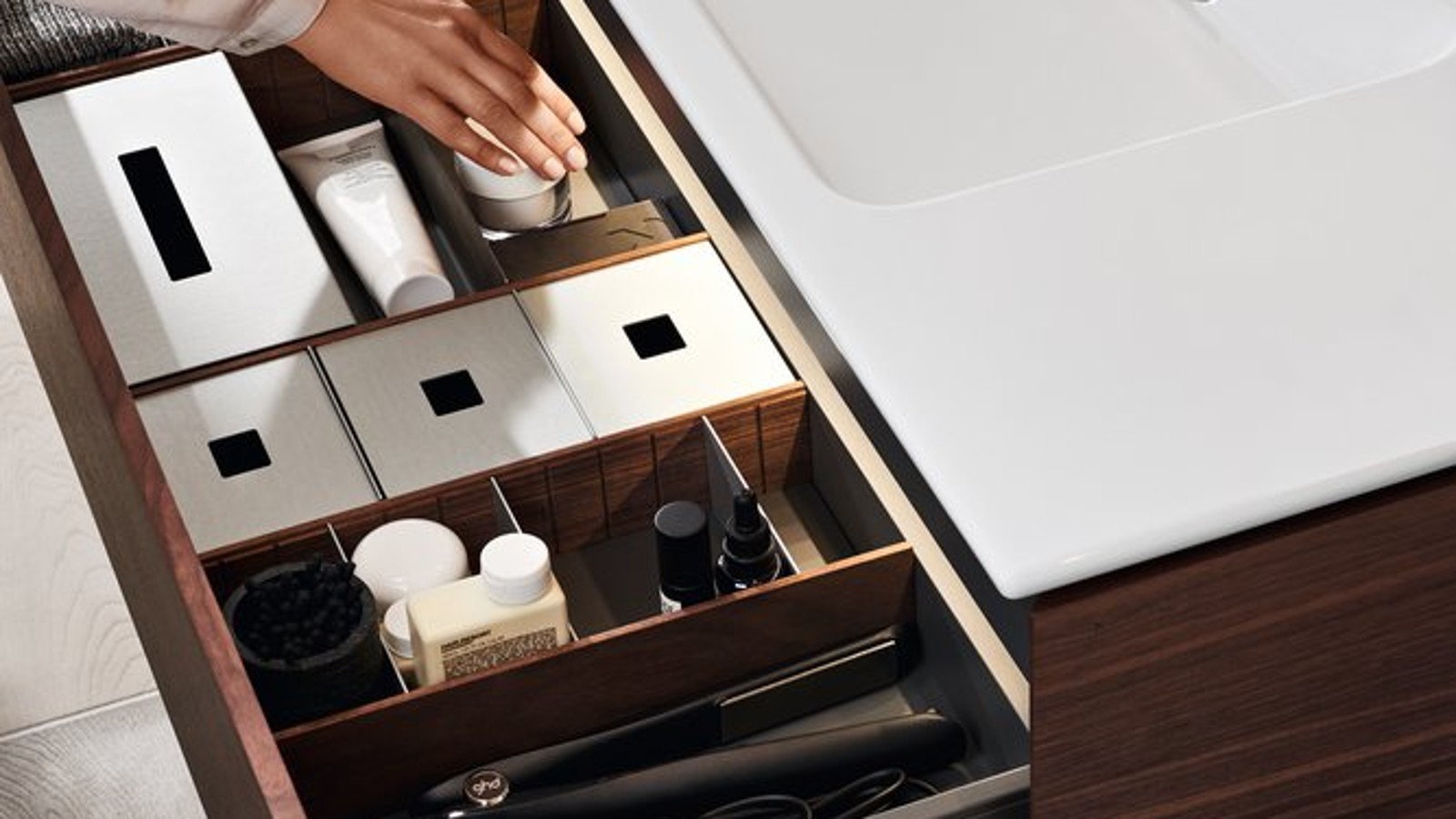 Geberit ONE į spintelę įmontuojamas praustuvas