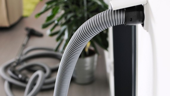 Geberit Silent-PP prijungimas prie centrinės dulkių siurbimo sistemos (© Shutterstock) Geberit Silent-PP prijungimas prie centrinės dulkių siurbimo sistemos (© Shutterstock)