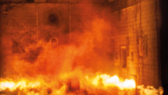 Geberit gaisro imitavimo bandymas Štutgarto universiteto medžiagotyros laboratorijoje