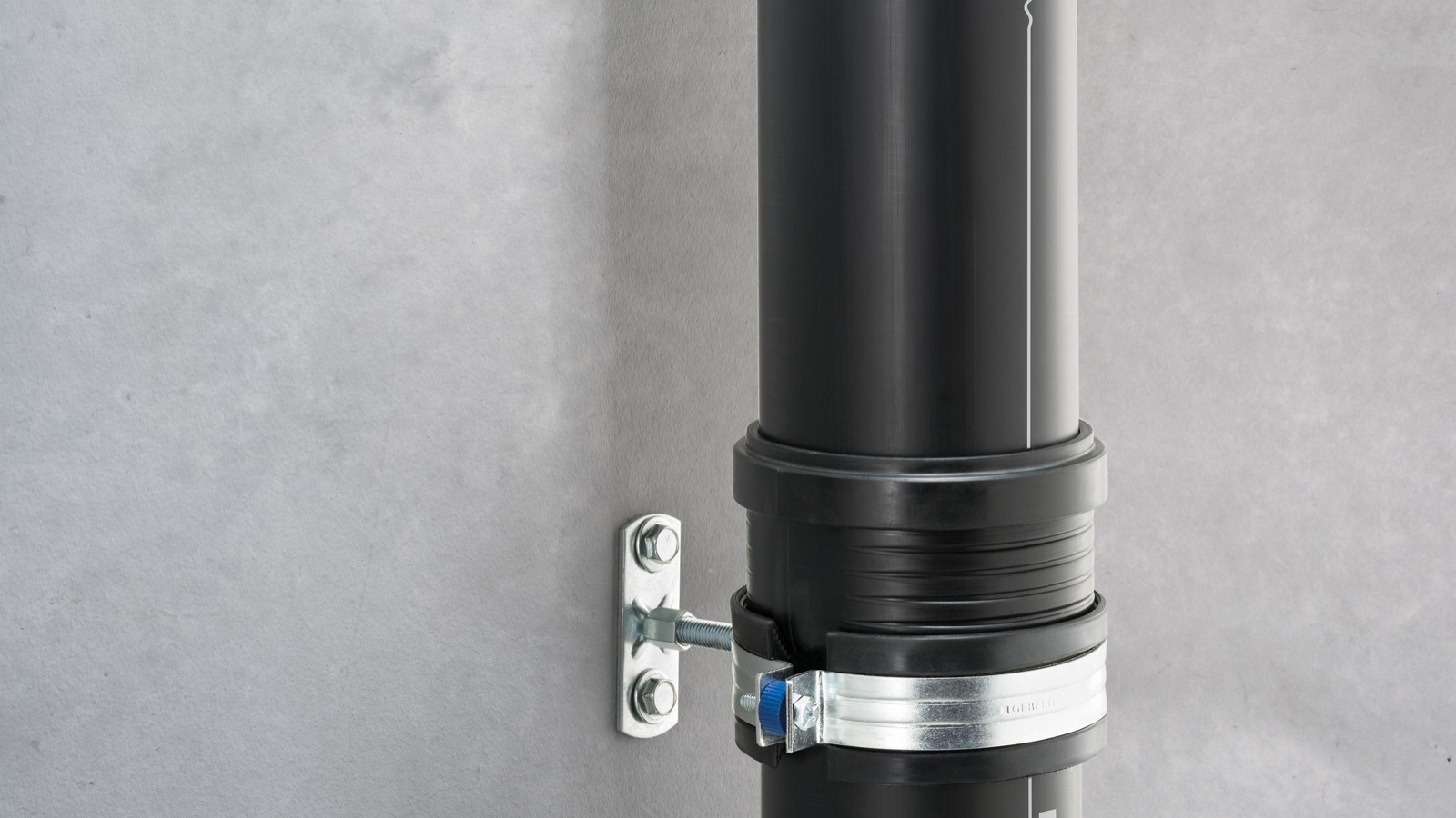 Sound-decoupled system pipe bracket for Geberit Silent-Pro