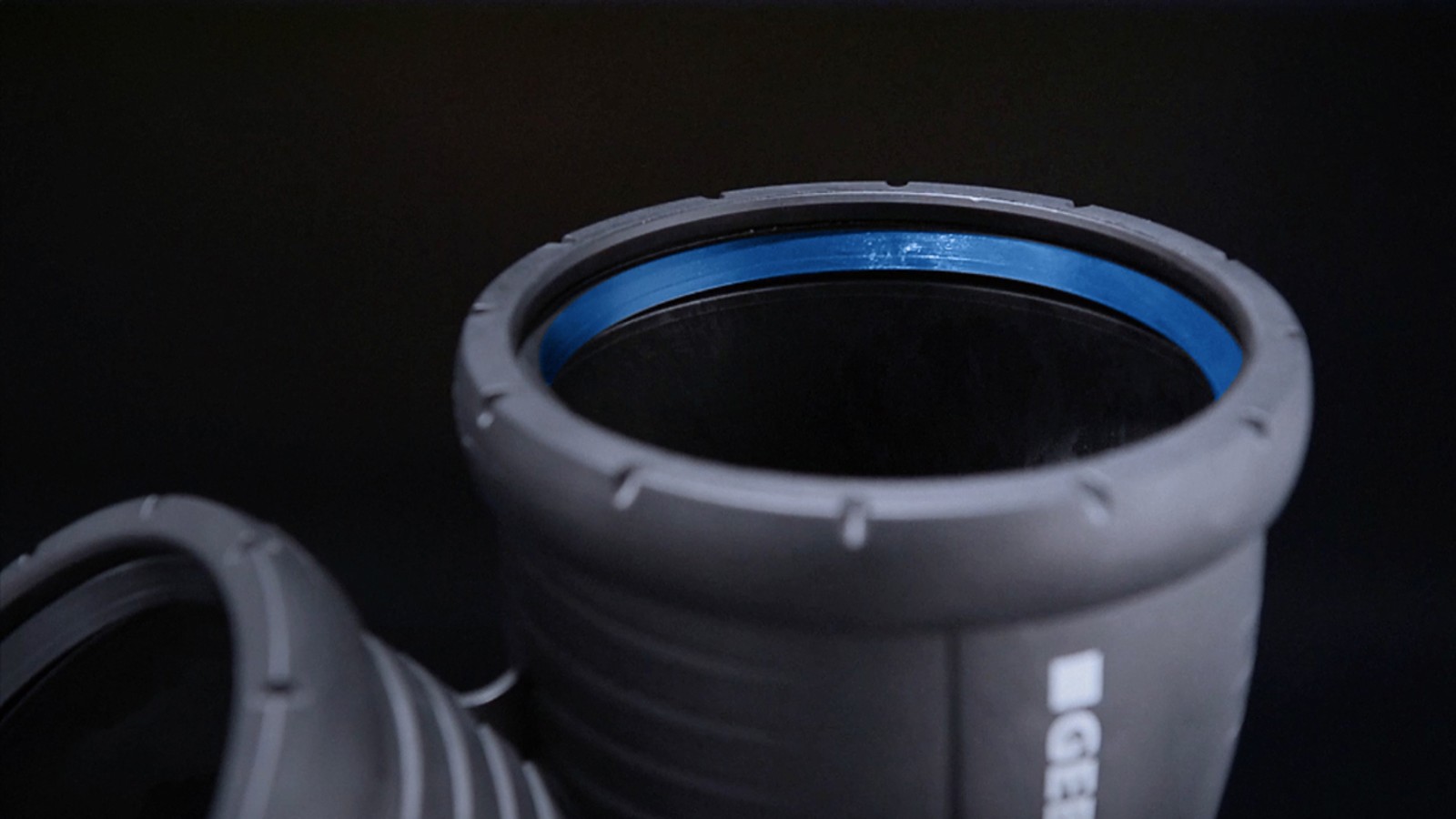 The Geberit Silent-Pro sealing rings are made of high-quality, durable EPDM material