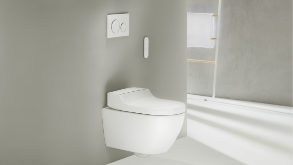 Geberit AquaClean Tuma Comfort su Sigma20 nuotolinio valdymo pulteliu