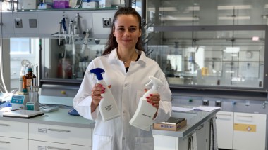 Marianne Krüger Geberit laboratorijoje