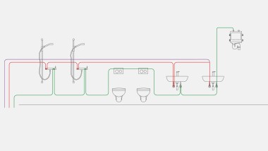 Geriamojo vandens vamzdyno pavyzdys naudojant pagal intervalą valdomą higieninio plovimo sistemą