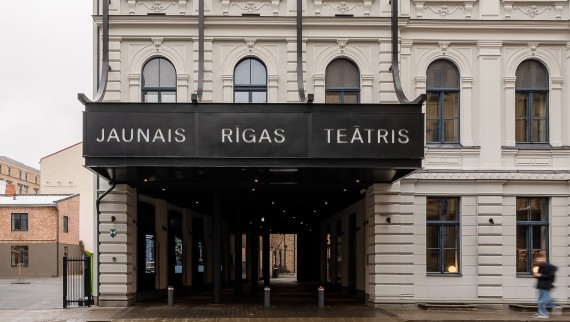 Garbingas Naujoji Rygos teatras naujoje šlovėje (© Jānis Salmanis) Garbingas Naujoji Rygos teatras naujoje šlovėje (© Jānis Salmanis)