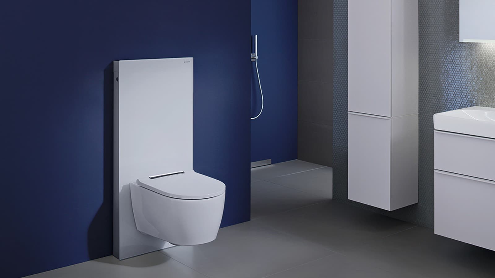 Vonios kambarys su Geberit Monolith sanitariniu moduliu, baltos spalvos Vonios kambarys su Geberit Monolith sanitariniu moduliu, baltos spalvos