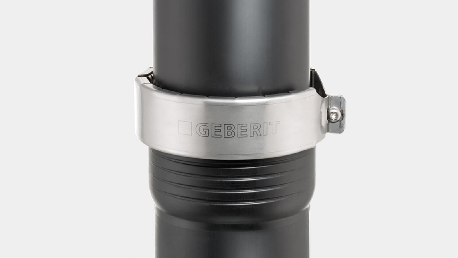 Silent-Pro tvirtinimo užspaudžiant sistema gali atlaikyti iki 2 barų vidinį slėgį naudojant Geberit sulaikomąjį tarpiklį Silent-Pro tvirtinimo užspaudžiant sistema gali atlaikyti iki 2 barų vidinį slėgį naudojant Geberit sulaikomąjį tarpiklį