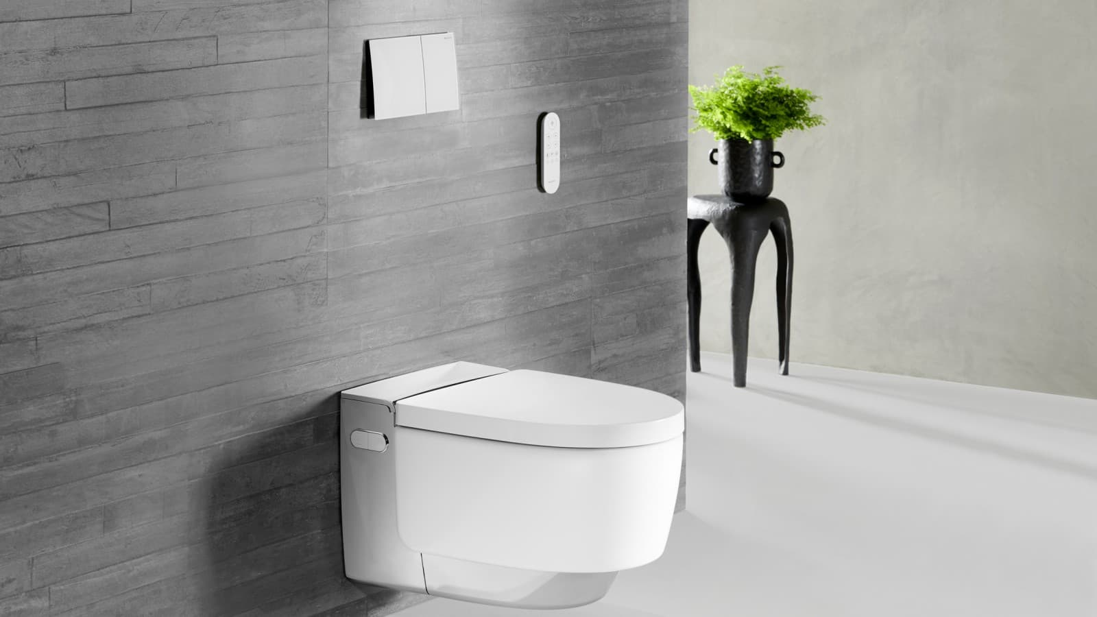 Chromo spalvos Geberit AquaClean Mera Comfort su Sigma70 nuotolinio valdymo pulteliu Chromo spalvos Geberit AquaClean Mera Comfort su Sigma70 nuotolinio valdymo pulteliu